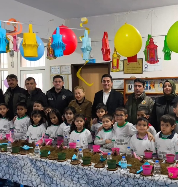 Kahramanmaraş’ın Andırın ilçesinde, çocuklara doğa sevgisini aşılamak ve çevre bilincini güçlendirmek amacıyla