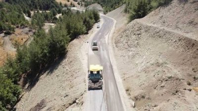 
Dulkadiroğlu Belediyesi, ilçe genelinde yol çalışmalarını sürdürüyor. Kılağlı Mahallesi’nde devam