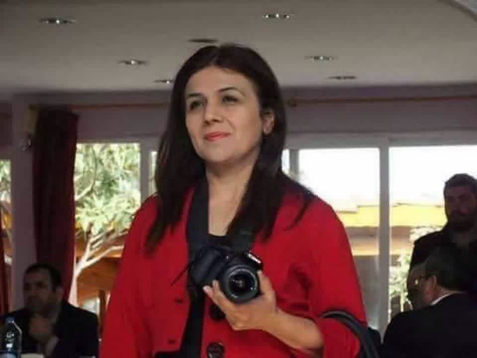 TUBA ALVANOĞLU yazar fotoğrafı