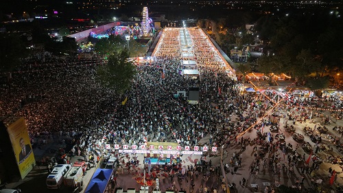 Büyükşehir Belediyesi tarafından Başkan Fırat Görgel öncülüğünde düzenlenen Geleneksel Ağustos