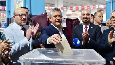 YENİ Parti Genel Başkanı Özgür Özel,memleketi Manisa Yunusemre ilçesindeki başkan