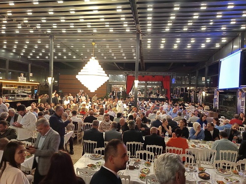 Bir kentin yeniden ayağa kalkması yalnızca binalarını inşa etmekle değil,