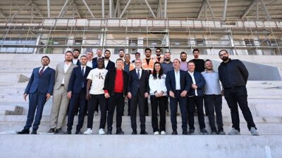 Büyükşehir Belediye Başkanı Fırat Görgel, Türk futbolunun efsane isimleri Mehmet